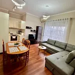 New Bazaar Cozy 2 Dajti View شقة