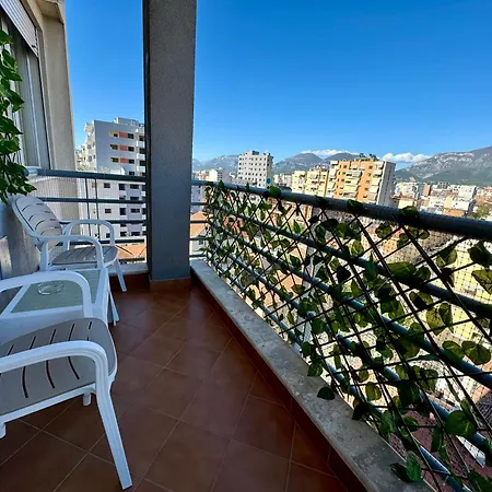 Apartment New Bazaar Cozy 2 Dajti View