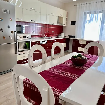 New Bazaar Cozy 2 Dajti View Tirana