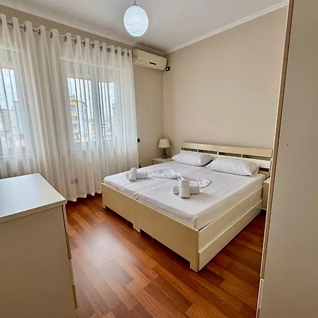 New Bazaar Cozy 2 Dajti View Apartamento