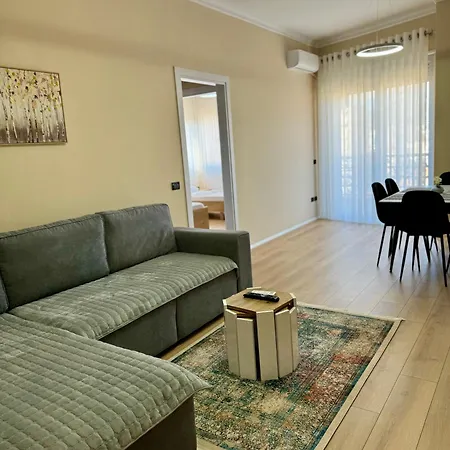 New Bazaar Cozy 2 Dajti View *