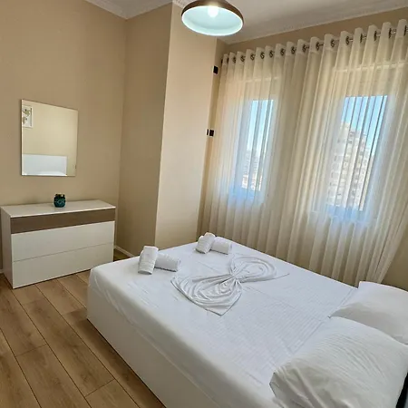 New Bazaar Cozy 2 Dajti View 티라나