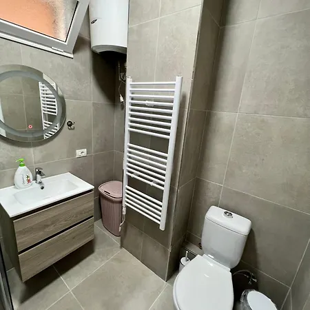 New Bazaar Cozy 2 Dajti View 티라나