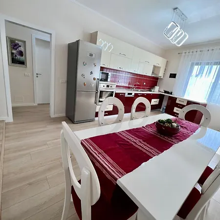 New Bazaar Cozy 2 Dajti View 티라나