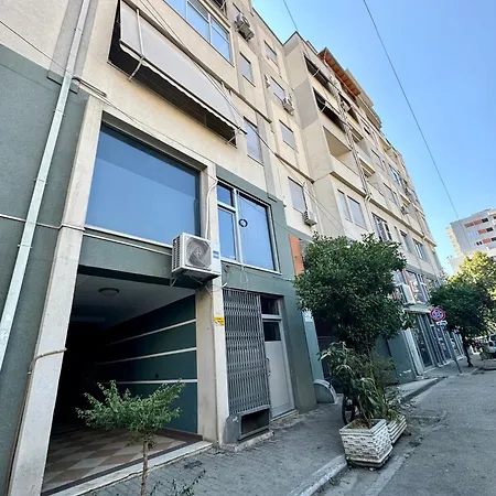 아파트 New Bazaar Cozy 2 Dajti View 티라나