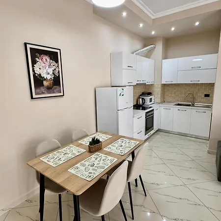 New Bazaar Cozy 2 Dajti View * 티라나