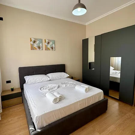 New Bazaar Cozy 2 Dajti View * 티라나