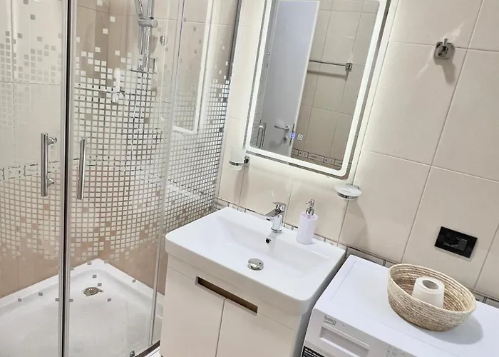 New Bazaar Cozy 2 Dajti View דירה טיראנה