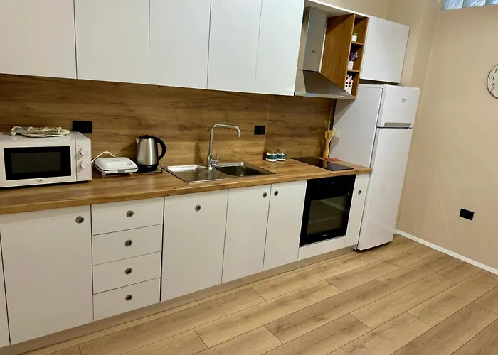 New Bazaar Cozy 2 Dajti View דירה טיראנה