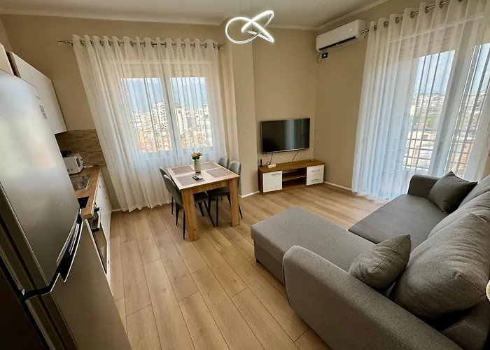 New Bazaar Cozy 2 Dajti View דירה טיראנה