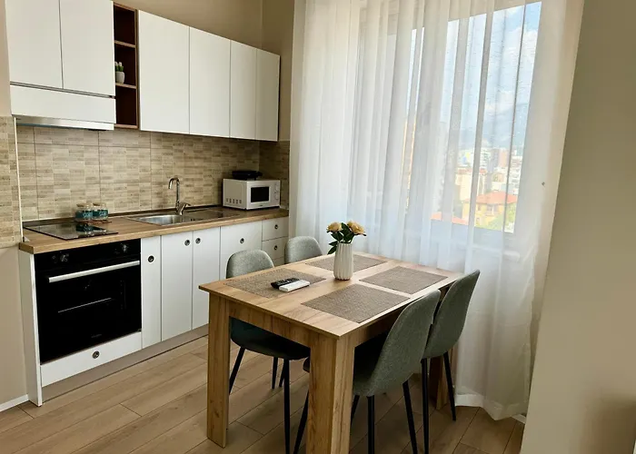 New Bazaar Cozy 2 Dajti View * טיראנה